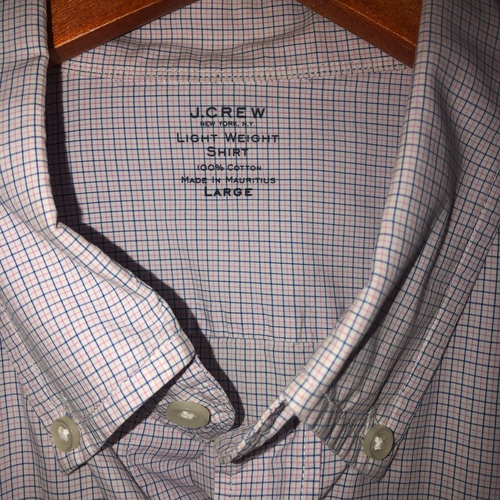 J Crew Light Weight Button Down Shirt Mens (L)